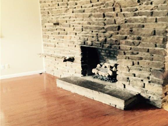 2nd image of 1308 N Crestwood Dr