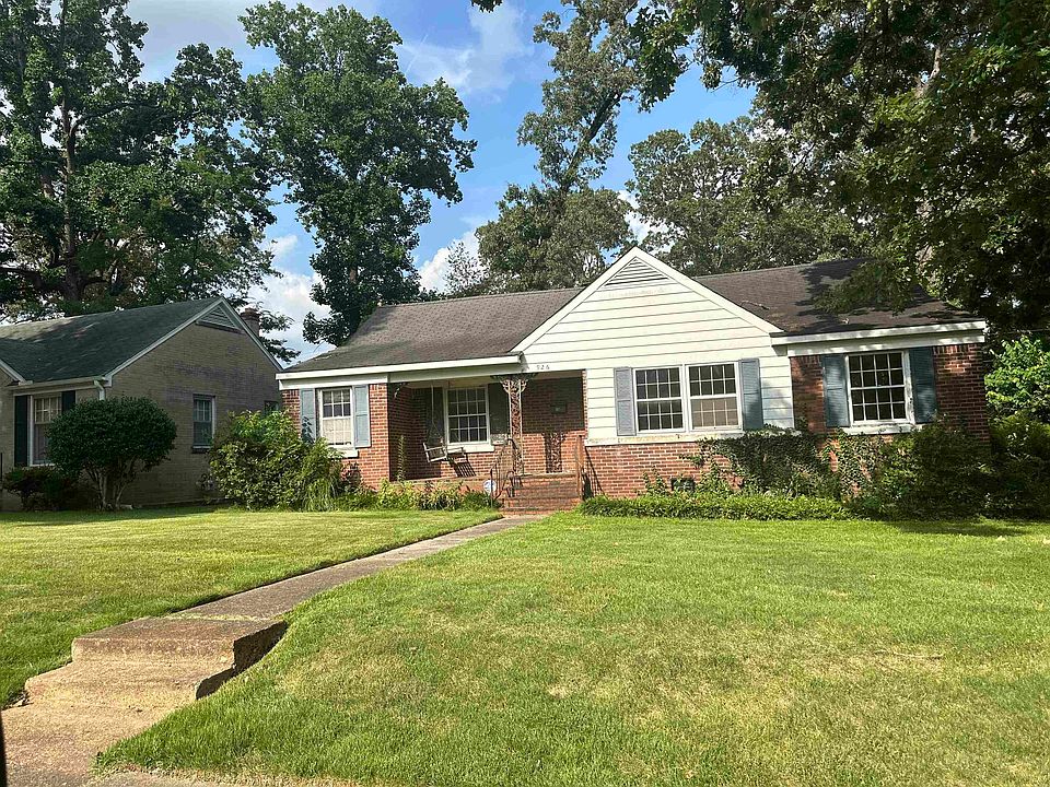 1st image of 926 Robin Hood Ln