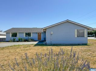 10 Elizabeth Ln, Sequim, WA 98382