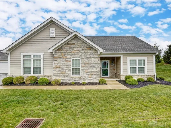 4744 Cobblestone Dr, Tipp City, OH 45371