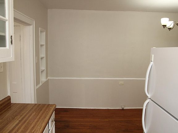 2nd image of 1710 Yale Ave
