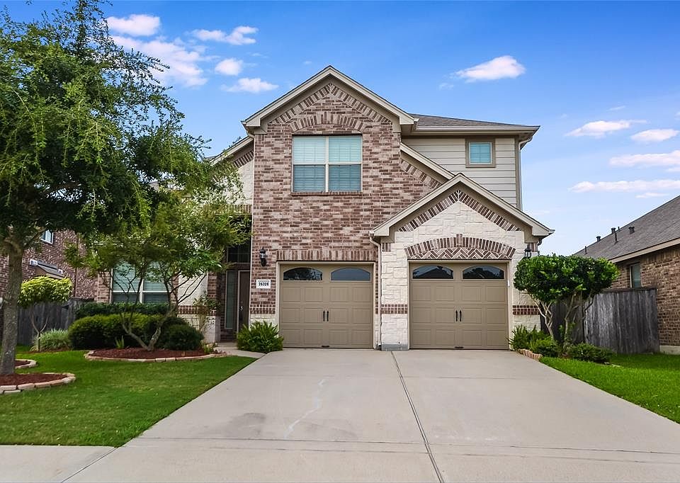 1st image of 26326 Cedar Pine Dr