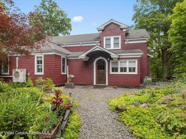 5 Highwoods Road, Saugerties, NY 12477