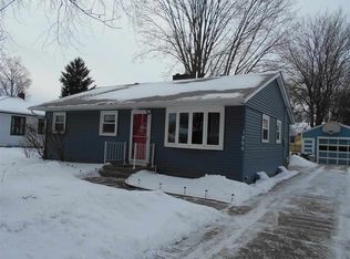 1984 Greenview Dr, Beloit, WI 53511