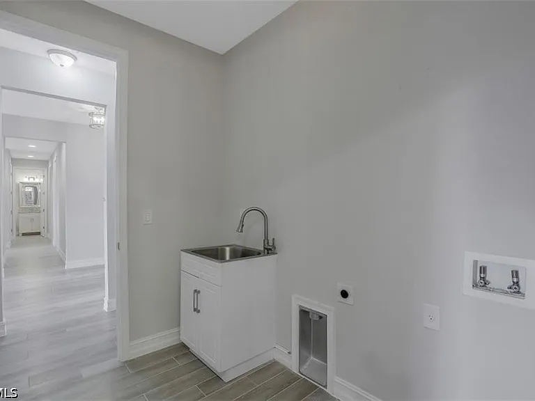 37 SE 23rd Ave — Photo 34