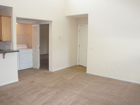 3rd image of 3145 E Flamingo Rd Building 6-2020