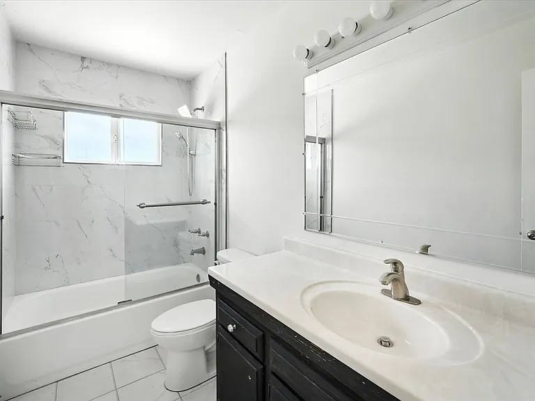 8846 Laramie Ave — Photo 5