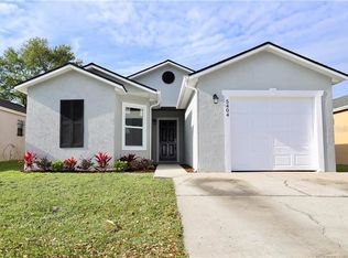 5404 Wood Crossing St, Orlando, FL 32811