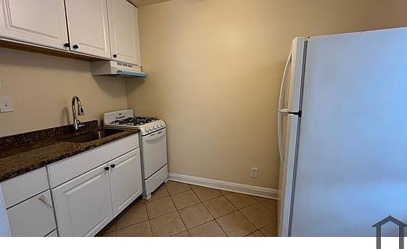 4th image of 5647 Lothian Rd #1
