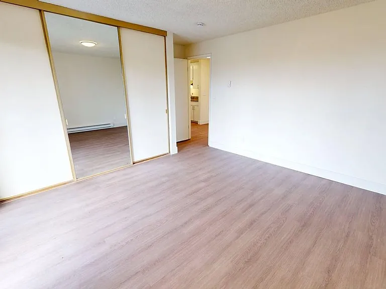 104 Live Close To Carkeek Park-6 Miles Of Trails! — Photo 20