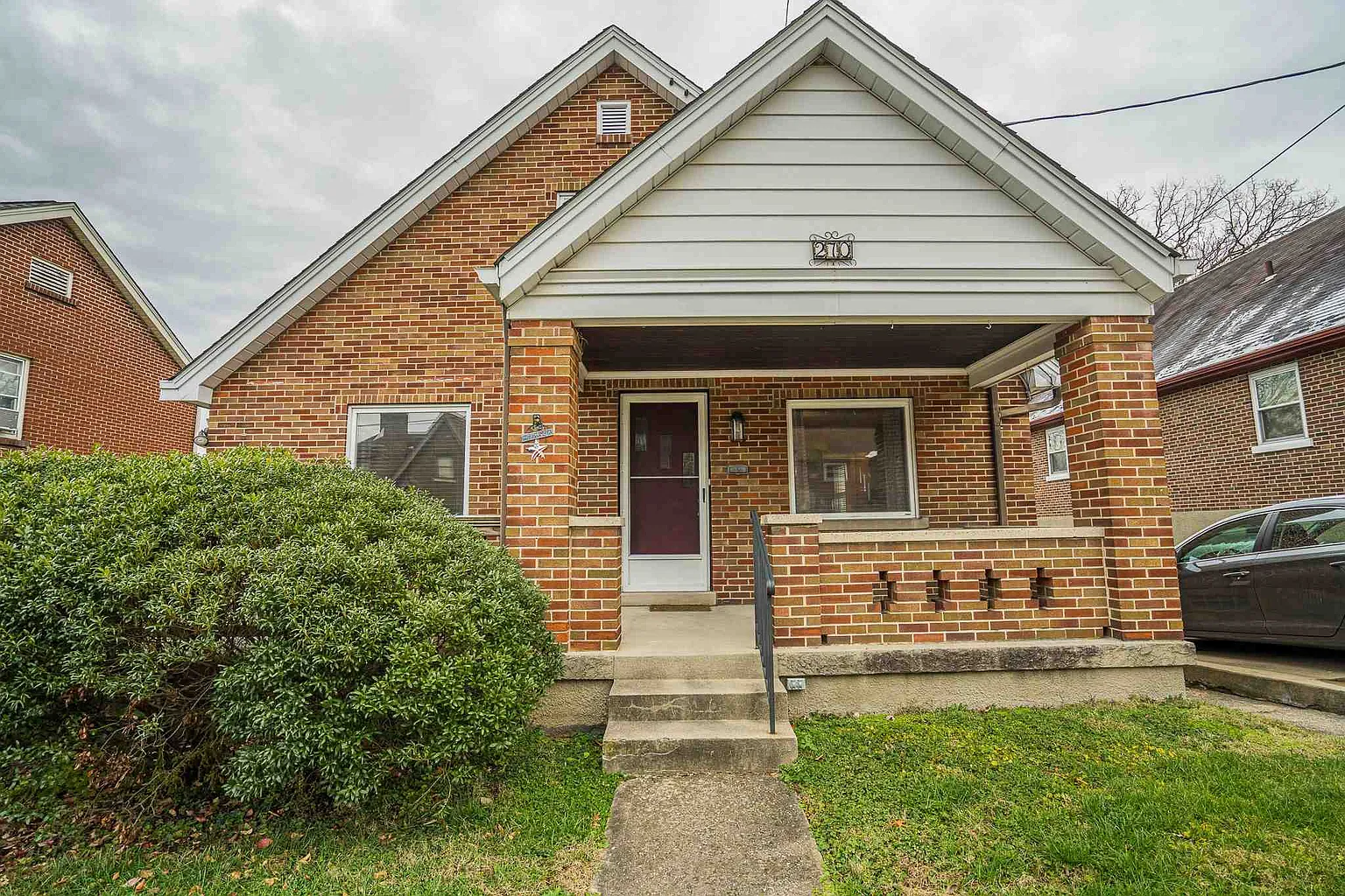 270 Beech Rd photo 1