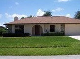 284 Jaro St NE, Palm Bay, FL 32907