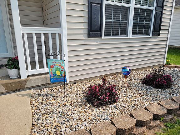 4th image of 10152 Dove Dr