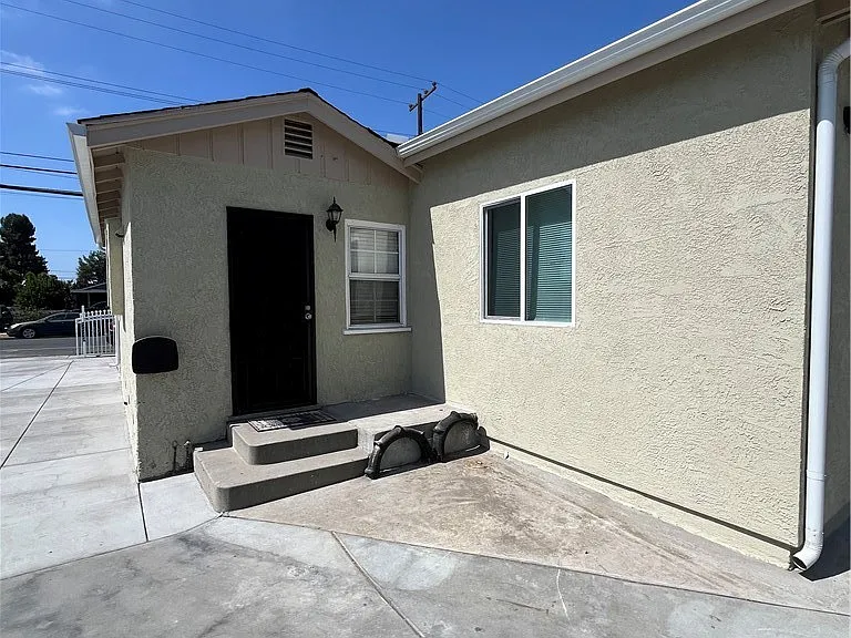 9441 Beverly St — Photo 19