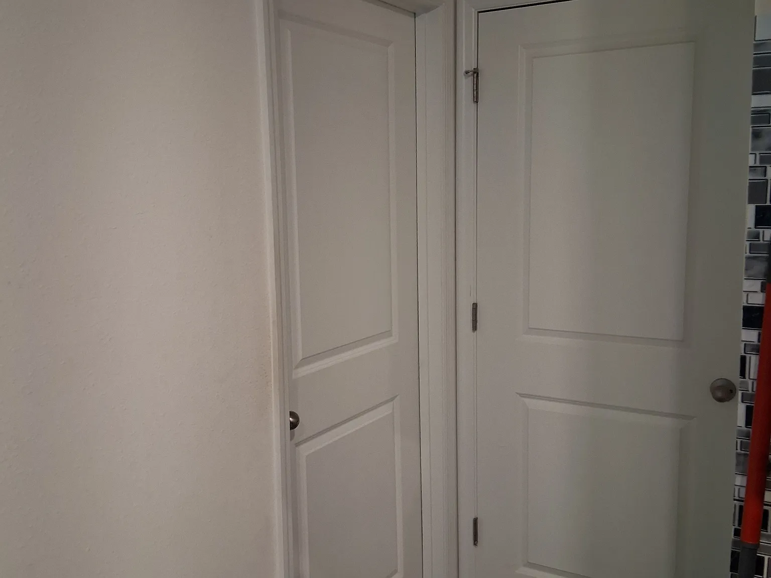 1 bed, 2447 sqft, $825 — Photo 1