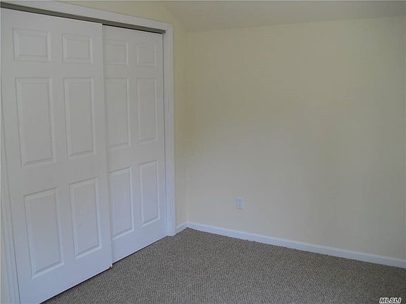 4th image of 41 E Main St APT 201
