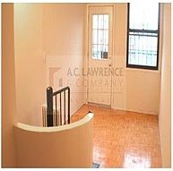 1st image of 546 E 5th St