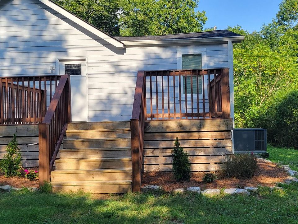 Great cozy home with inviting large front porch!