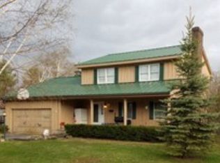 15 Stewart St, Rouses Pt, NY 12979