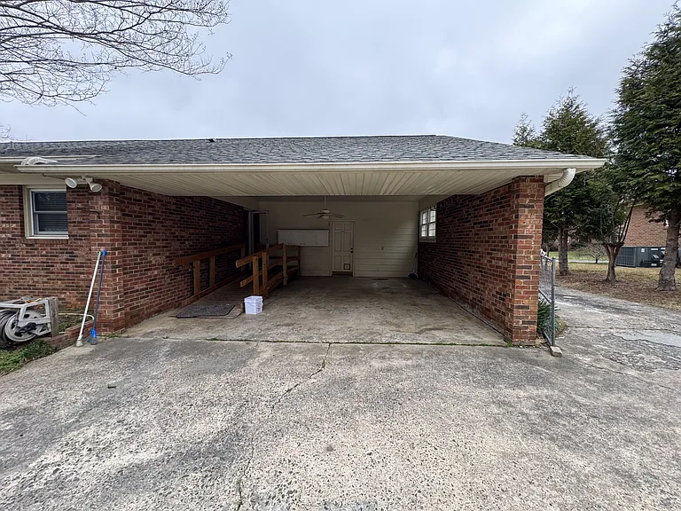 1032 Belmorrow Dr — Photo 26