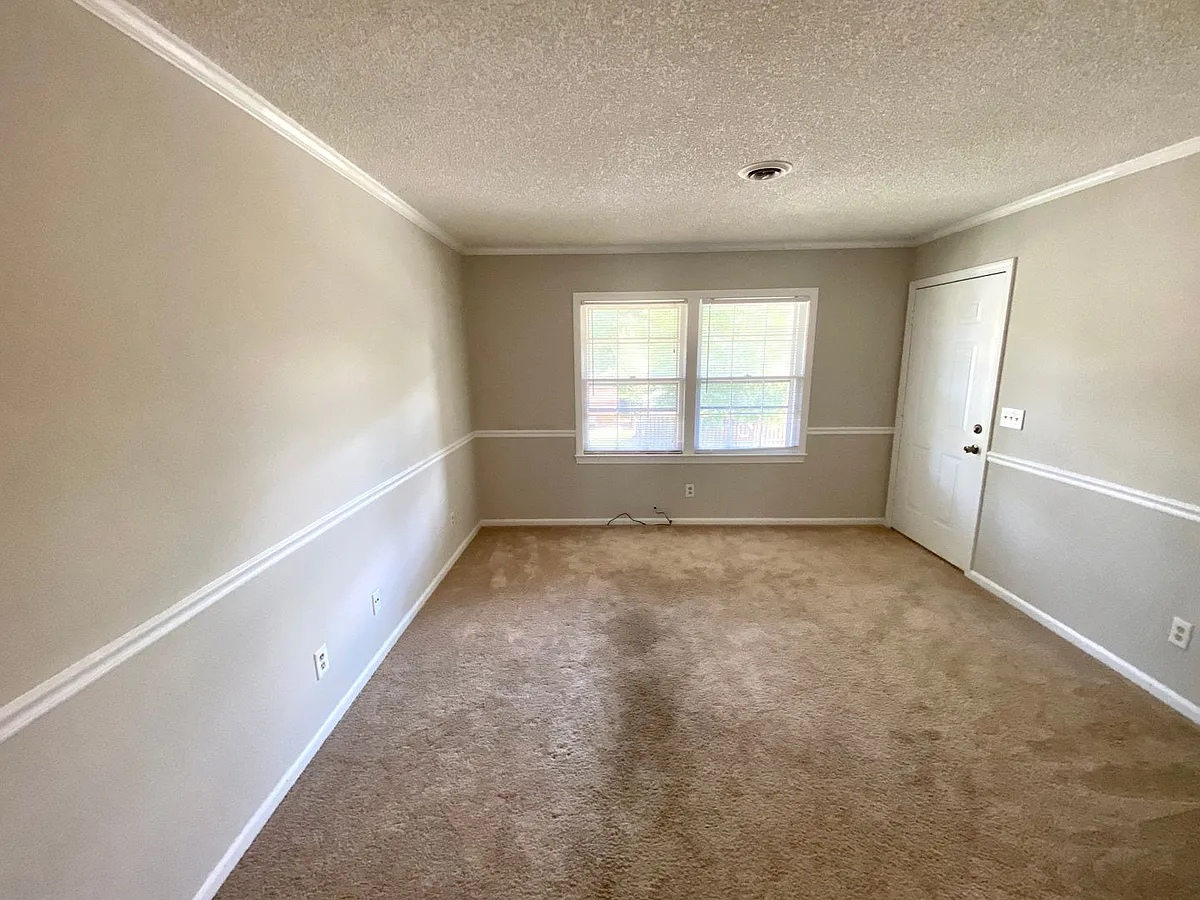 Building Photo - 21 Cavalier Ct #D