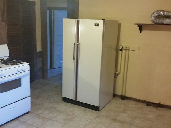 side by side fridge w ice maker