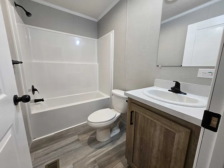 29800 Guilford Cir #460 — Photo 21