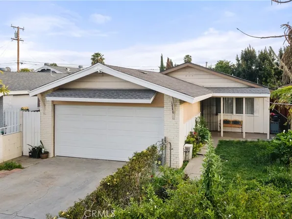 12248 212th St, Hawaiian Gardens, CA 90716