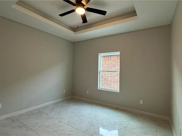 906 Hidden Hills St #4 — Photo 5