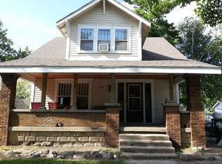 900 W Neely Ave, Muncie, IN 47303