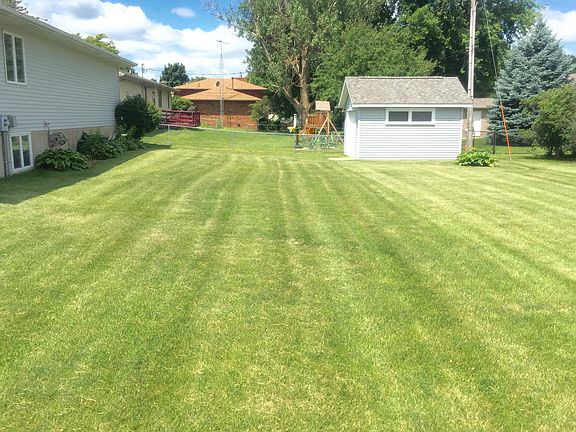 Gorgeous Lawn!