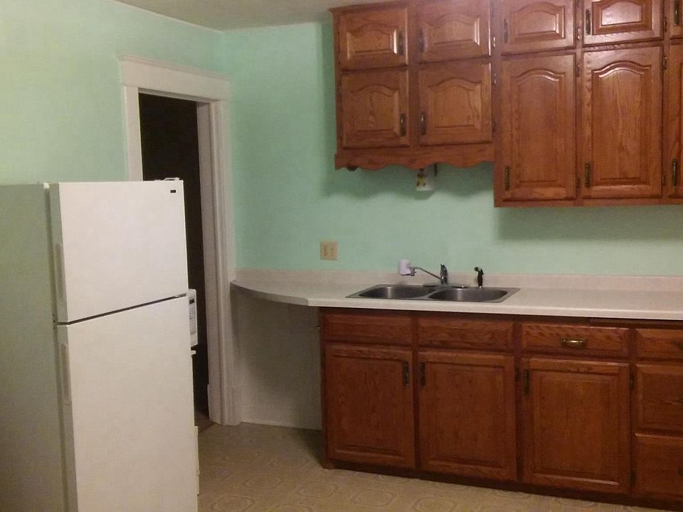 1st image of 630 1/2 Dekalb St
