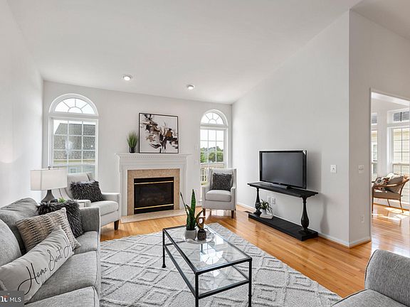 4th image of 5207 E Philippi Pl