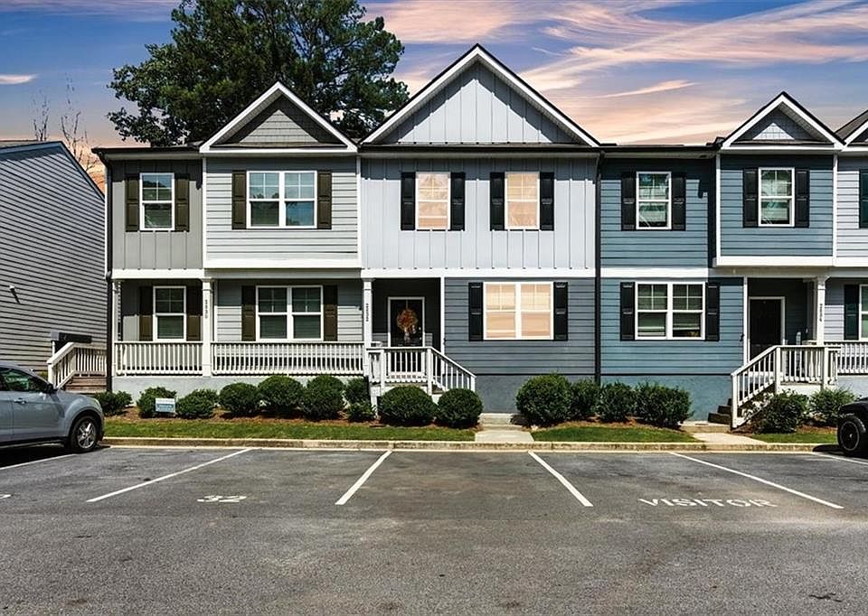 1st image of 2832 Saratoga Lake Vw