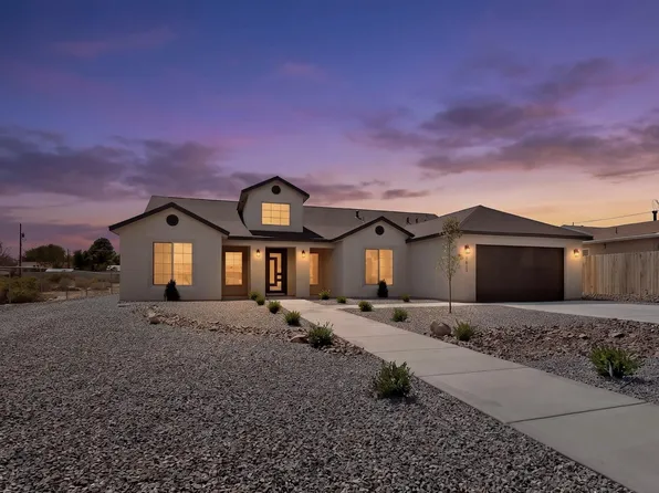 1613 33rd St SE, Rio Rancho, NM 87124
