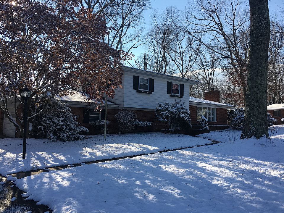 2nd image of 539 Higgins Dr