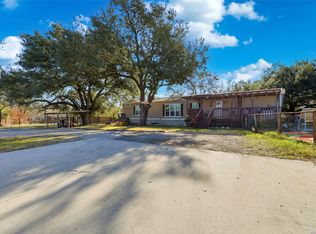 23202 SILVER CHALICE, Elmendorf, TX 78112