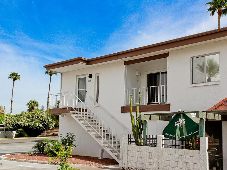 1st image of 1728 Los Lagos Dr #D
