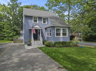 11 Dempster Rd, Chatham, NJ 07928