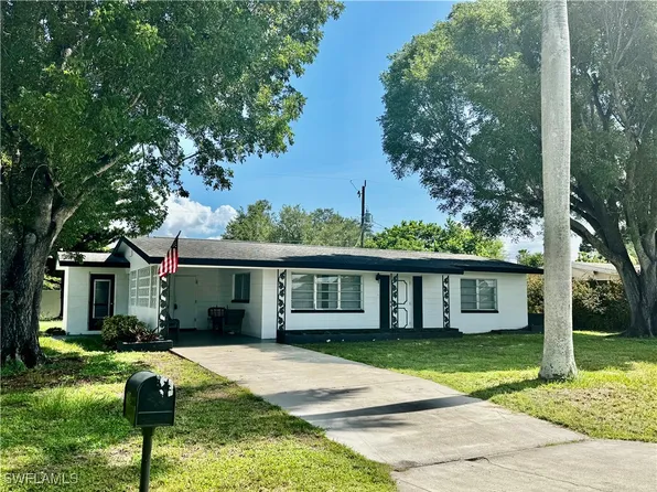 1427 Charles Rd, Fort Myers, FL 33919