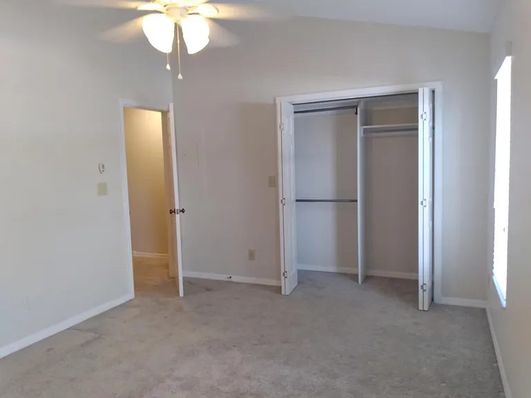 308 S Gomez Ave #C — Photo 15