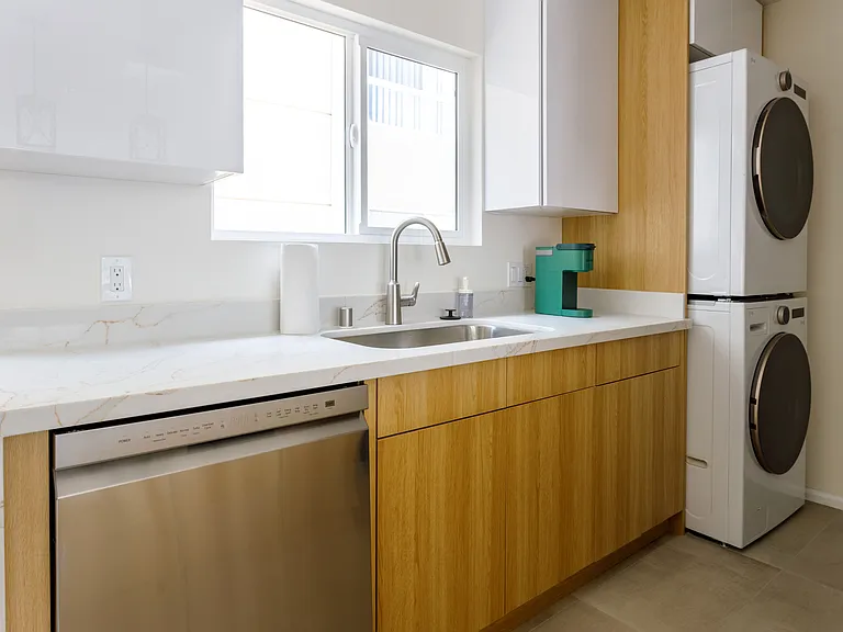 12422 Pacific Ave #3 — Photo 13