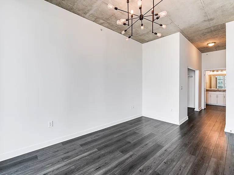360 Nueces St #1302 — Photo 10
