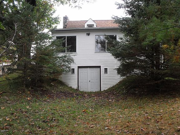 2nd image of 22457 60th Ave