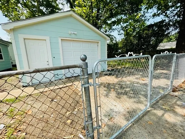 3577 Mission Dr — Photo 17