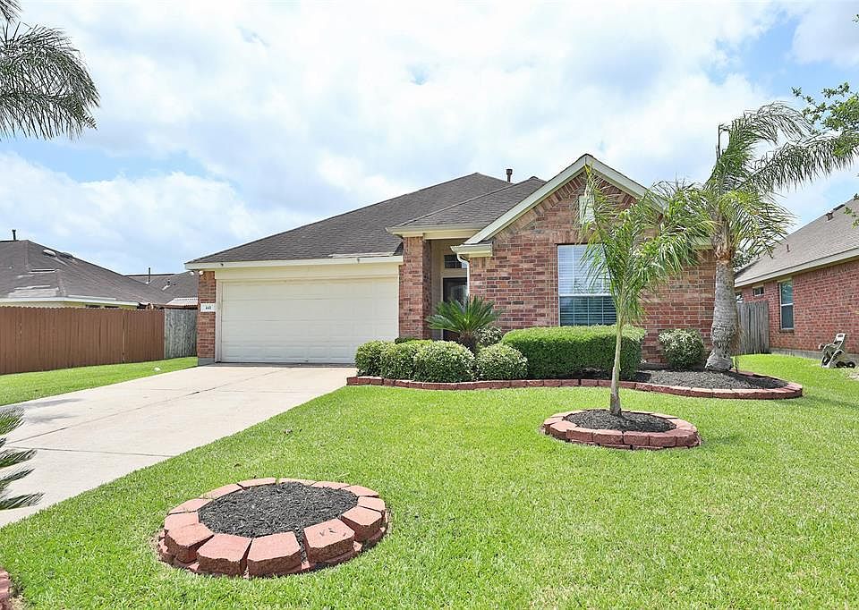 1st image of 441 Sandstone Creek Ln