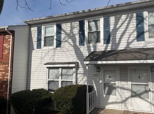 222 Pheasant Run Dr, Blacksburg, VA 24060