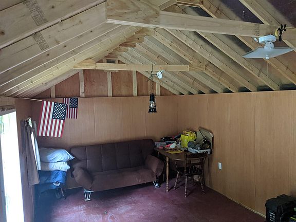 2nd image of Honey Suckle Ln