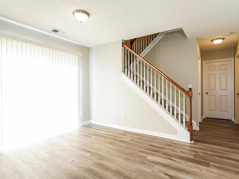 6004 Silkwater Ct — Photo 6