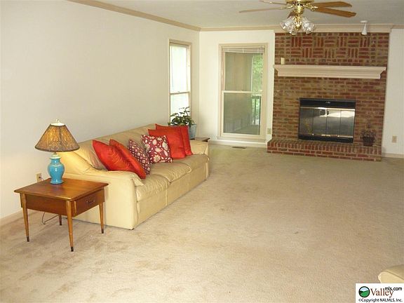 4th image of 15003 Carlisle Dr SE